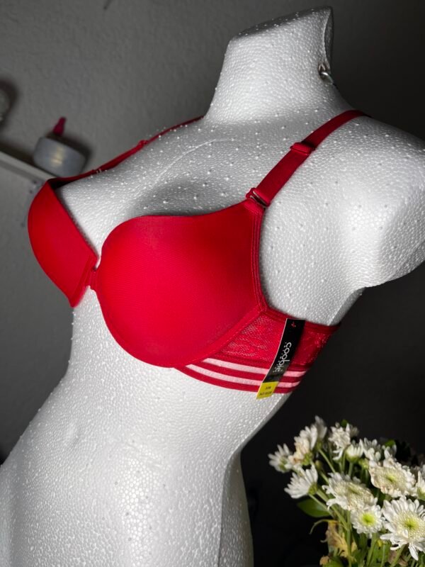 Brasier Coobie broche enfrente